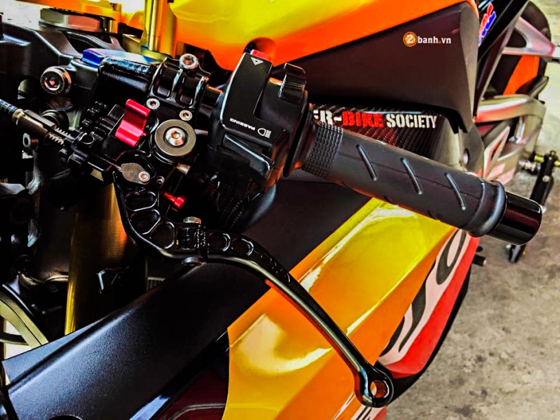 Honda cbr1000rr repsol độ cực chất của superbike - 5
