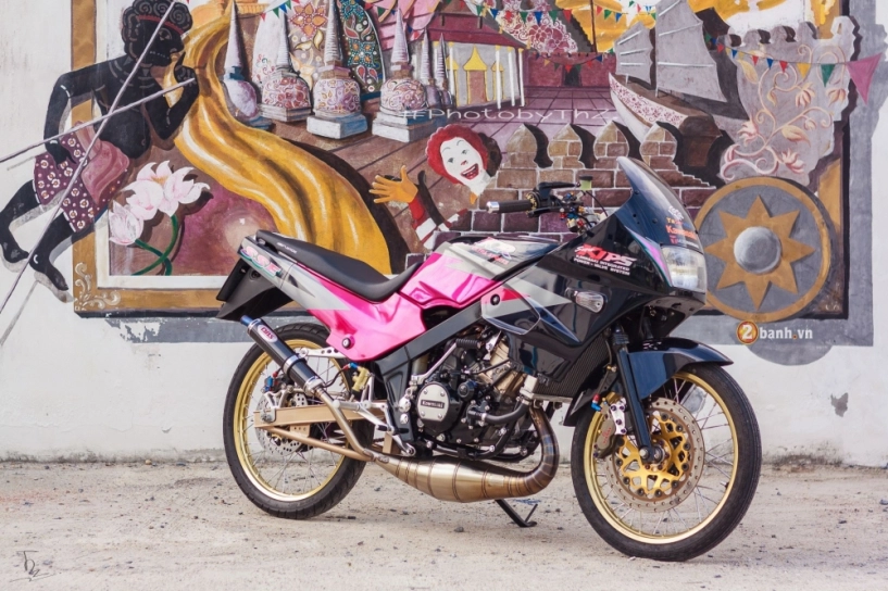 Kawasaki kips đầy phong cách với dàn option hàng hiệu từ biker thái - 1