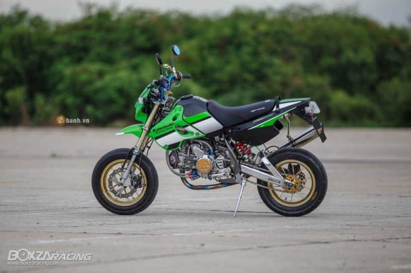 Kawasaki ksr độ đầy phong cách từ tako racing - 2