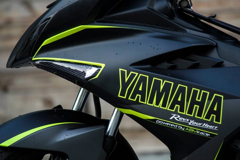 Yamaha exciter 150 sơn dàn áo lạ mắt - 5