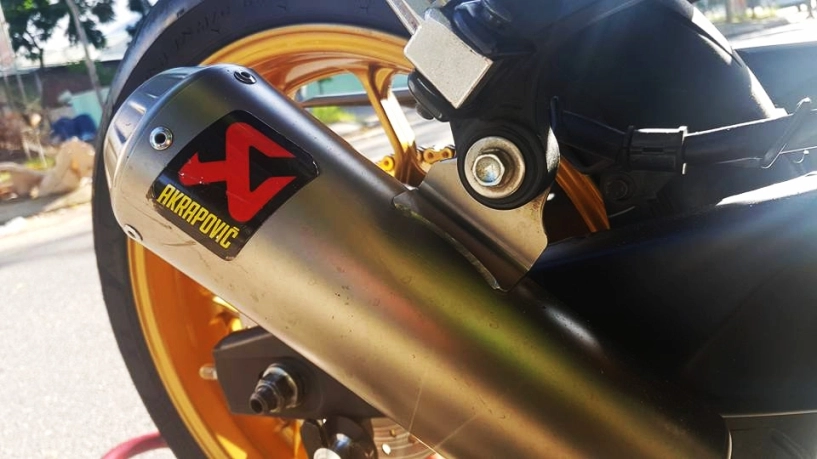 Yamaha r3 đậm chất thể thao với phiên bản redbull của biker đà nẵng - 9
