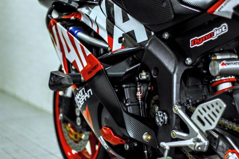 Yamaha r6 độ siêu chất và đầy phong cách của biker việt - 8