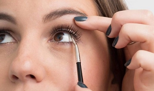 11 mẹo kẻ eyeliner thông minh cho cô nàng hiện đại - 11