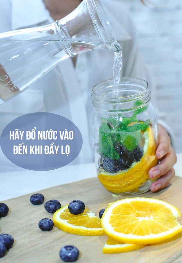 2 phút làm detox từ nước trái cây thanh lọc cơ thể - 4