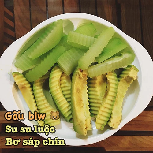 3 bà mẹ vừa xinh đẹp vừa rèn con tự ăn dặm cực chuẩn - 4