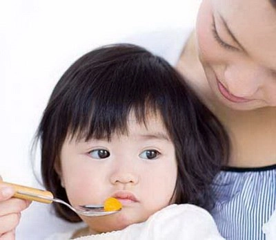 3 sai lầm cực lớn của cha mẹ việt khiến trẻ càng ngày càng biếng ăn - 1