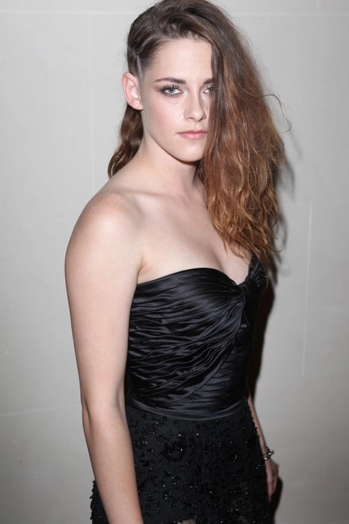 An nguy cá tính khi chọn kiểu tóc giống kristen stewart - 4