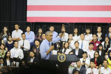 Ảnh 7 năm làm tổng thống obama già đi thế nào - 9