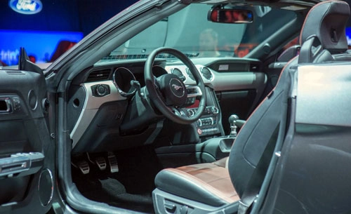  ảnh chi tiết ford mustang convertible 2015 - 8