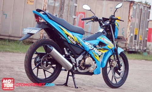  ảnh chi tiết suzuki satria 150 - 2