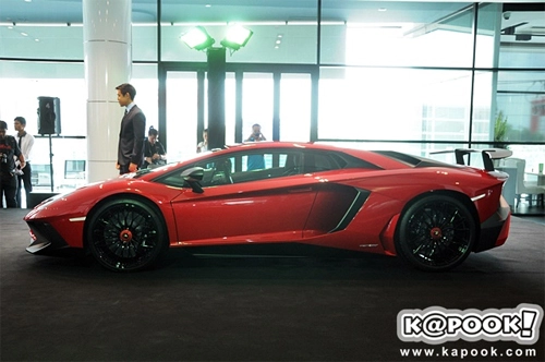  ảnh lamborghini aventador superveloce ra mắt tại thái lan - 2