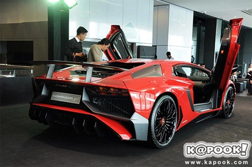  ảnh lamborghini aventador superveloce ra mắt tại thái lan - 4