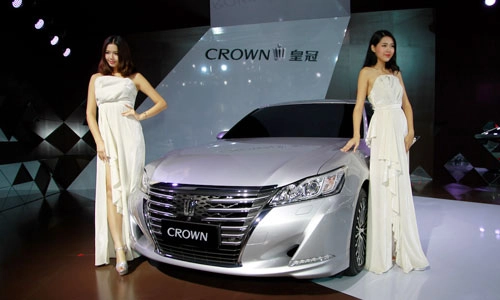  ảnh toyota crown 2015 ra mắt tại guangzhou auto show 2014 - 2