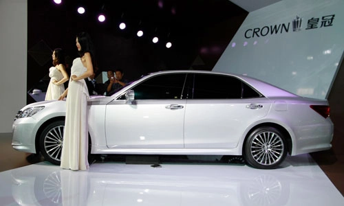  ảnh toyota crown 2015 ra mắt tại guangzhou auto show 2014 - 3