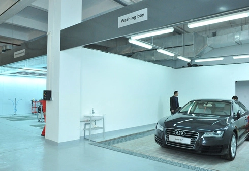  audi khai trương showroom lớn nhất việt nam - 2