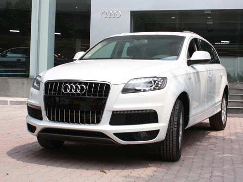  audi q7 đời 2013 đầu tiên về việt nam - 1