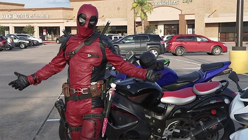  biker mê phim anh hùng giúp cảnh sát tìm xe mất trộm - 1