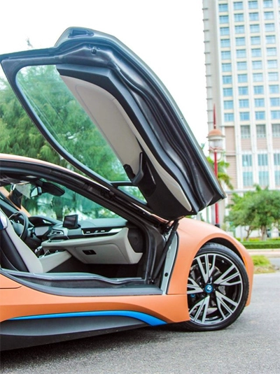  bmw i8 màu lạ ở đà nẵng - 4