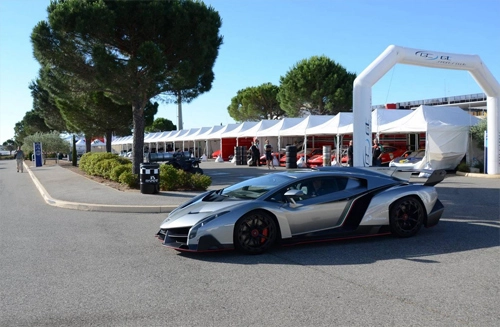  bộ đôi lamborghini veneno - 1