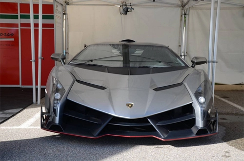  bộ đôi lamborghini veneno - 2