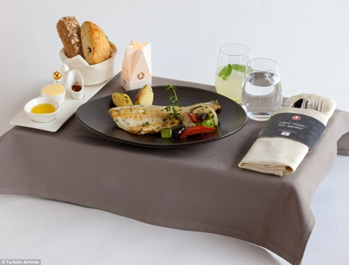 Bữa ăn của hãng hàng không nào ngon nhất thế giới - 3