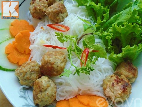 Bún chả gà viên cho cả nhà vào bữa sáng - 5