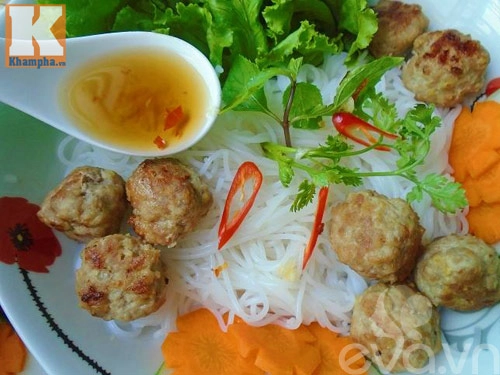 Bún chả gà viên cho cả nhà vào bữa sáng - 6