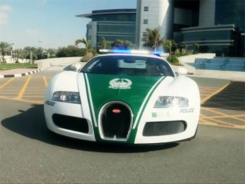  cảnh sát dubai chơi sang với bugatti veyron - 4