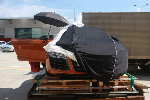  căp đôi audi r8 v10 2014 đâu tiên tai viêt nam - 9