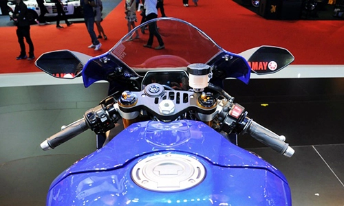  cặp yamaha r1 và r1m 2015 tại bangkok motor show 2015 - 6