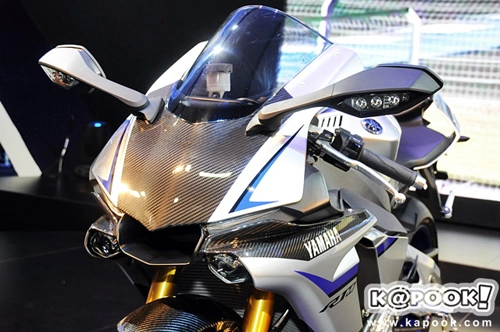  cặp yamaha r1 và r1m 2015 tại bangkok motor show 2015 - 11