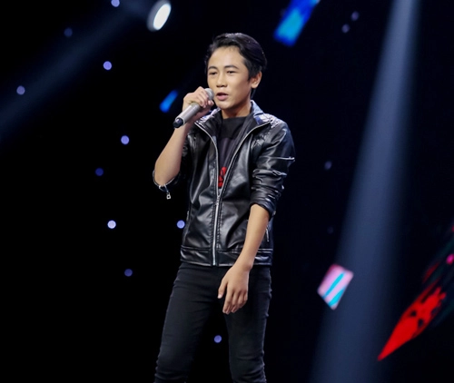 Cậu bé nghèo hát dân ca khiến hlv the voice kids phát cuồng - 5