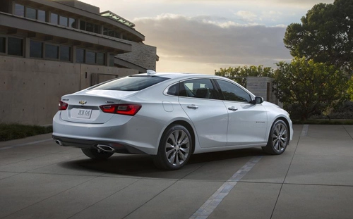  chevrolet malibu 2016 đấu camry giá 22500 usd - 4