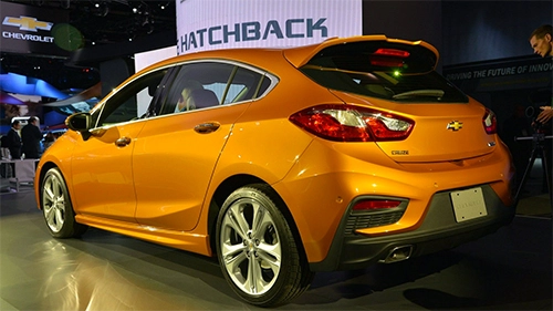  chi tiết chevrolet cruze hatchback 2017 - 7