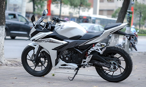  chi tiết honda cbr150r 2016 đầu tiên ở hà nội - 2