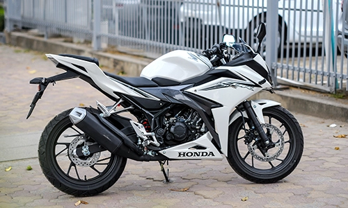  chi tiết honda cbr150r 2016 đầu tiên ở hà nội - 3