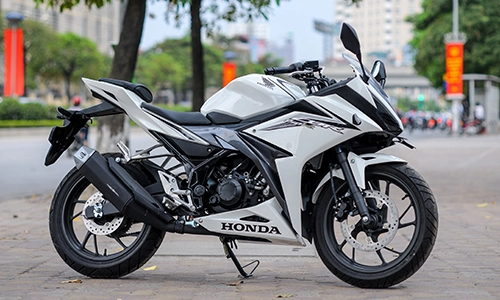  chi tiết honda cbr150r 2016 đầu tiên ở hà nội - 4