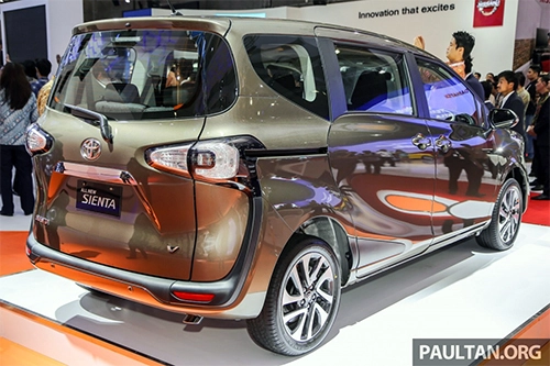  chi tiết toyota sienta ra mắt tại indonesia - 3