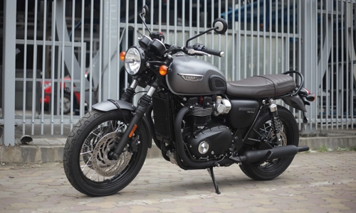  chi tiết triumph bonneville t120 black 2017 đầu tiên ở hà nội - 2