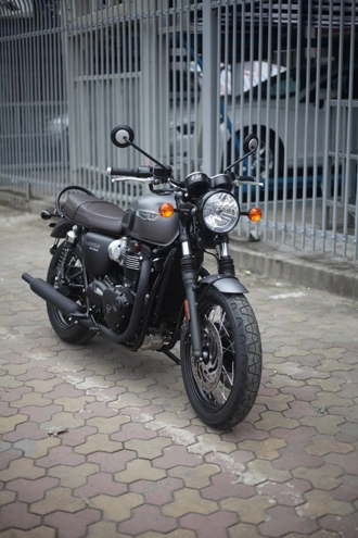  chi tiết triumph bonneville t120 black 2017 đầu tiên ở hà nội - 3