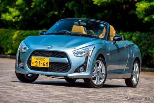  daihatsu copen - xe mui trần làm từ nhựa thông - 1