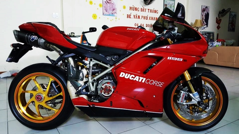 Ducati 1198s độ cực chất của biker việt - 2