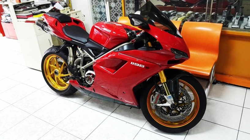 Ducati 1198s độ cực chất của biker việt - 3