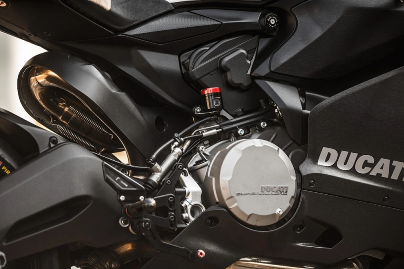 Ducati 899 panigale nhôm xước huyền ảo và chất chơi - 10