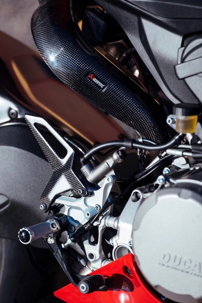 Ducati 959 panigale cùng gói phụ kiện performance chính hãng - 10