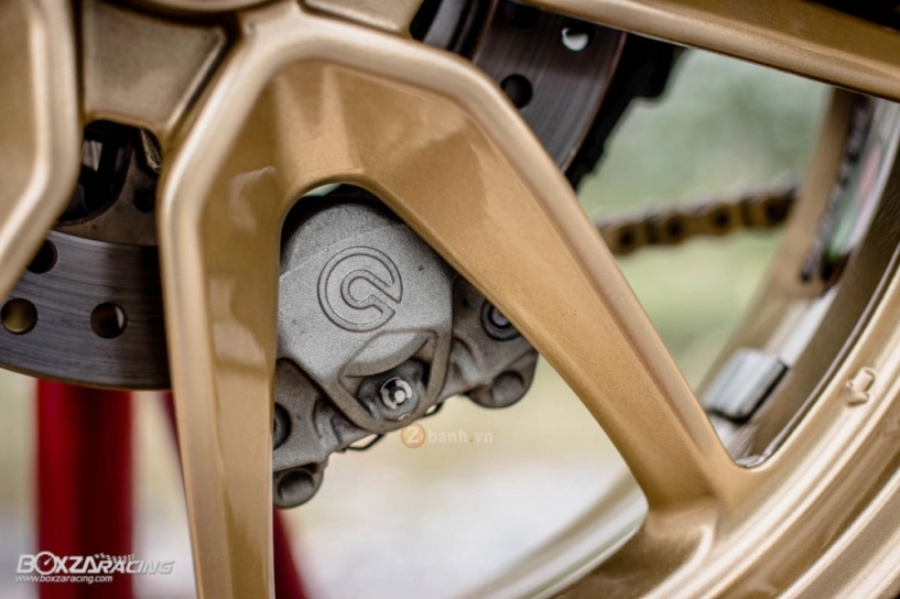 Ducati hypermotard đầy phong cách cùng một vài trang bị hàng hiệu - 15