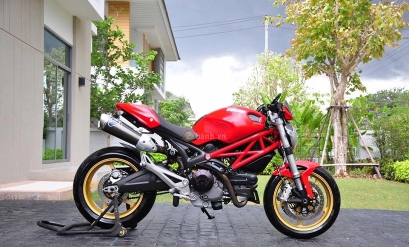 Ducati monster 795 trong bản độ full option đầy phong cách - 1