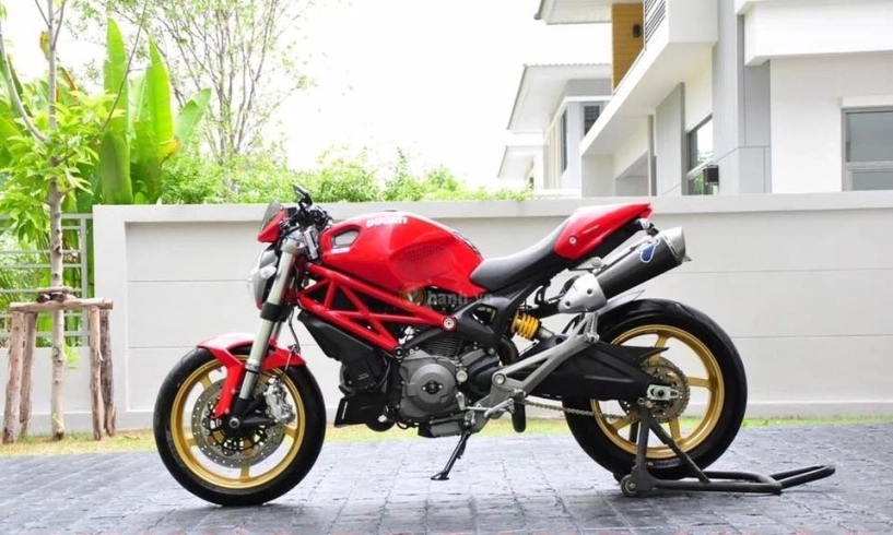 Ducati monster 795 trong bản độ full option đầy phong cách - 12