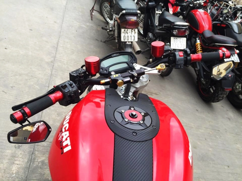 Ducati monster 796 sang chảnh với một loạt option hàng hiệu của biker việt - 2