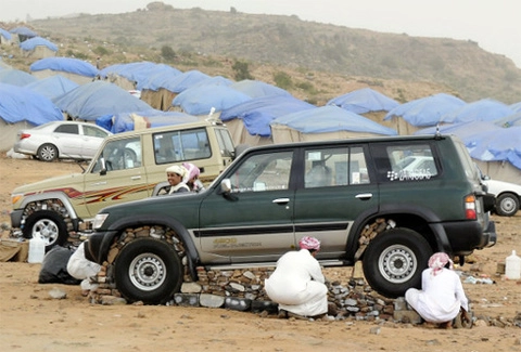  dựng bệ đá cho ôtô ở saudi arabia - 5